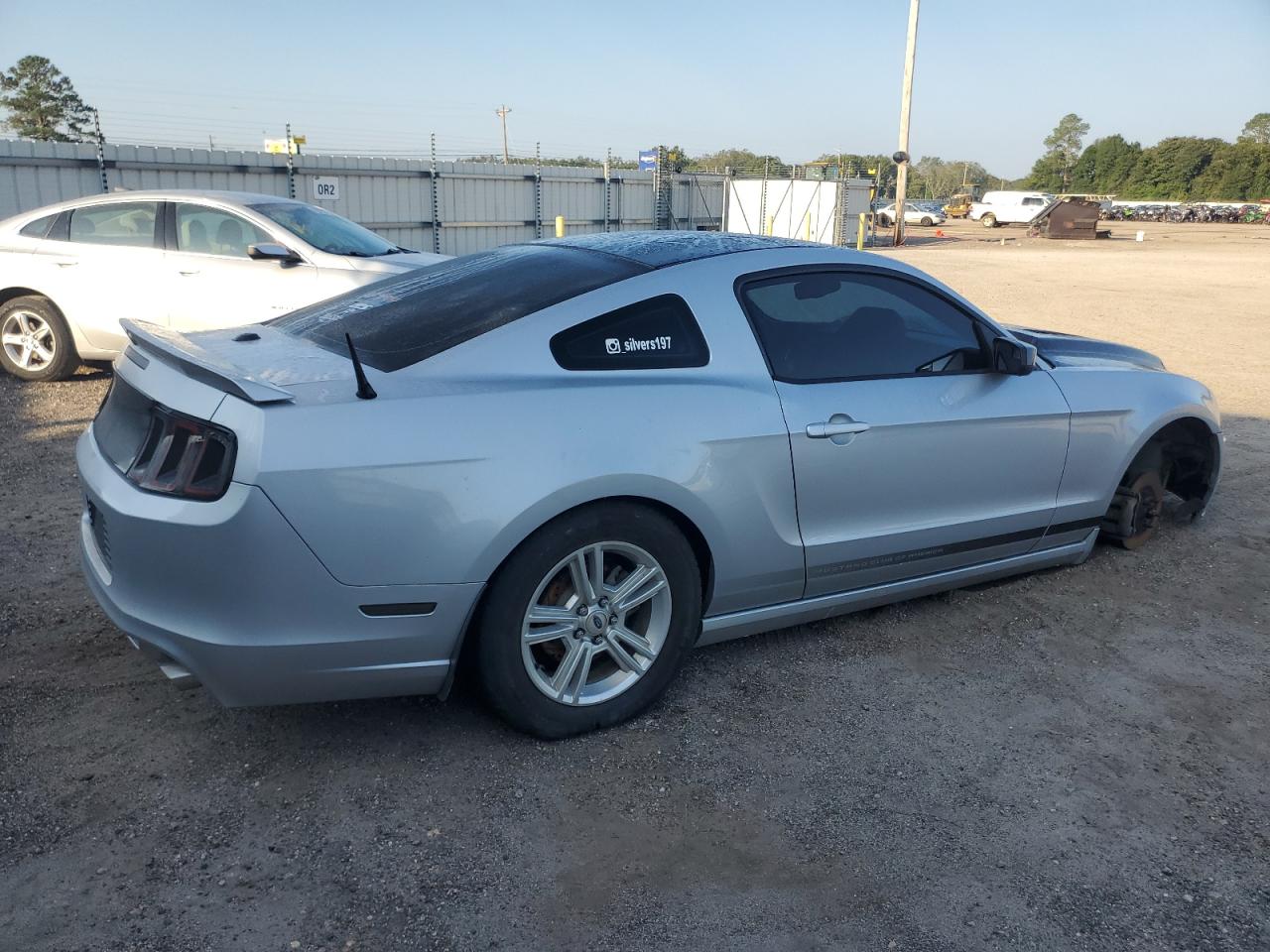 2013 Ford Mustang VIN 1ZVBP8AM9D5263551 Copart auction photo, front end / side damage thumbnail 3