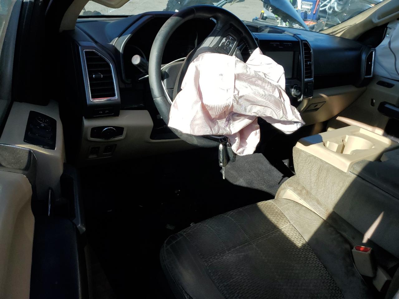2015 Ford F-150 VIN 1FTEW1CP3FKE42092 Copart auction photo, front end damage thumbnail 8