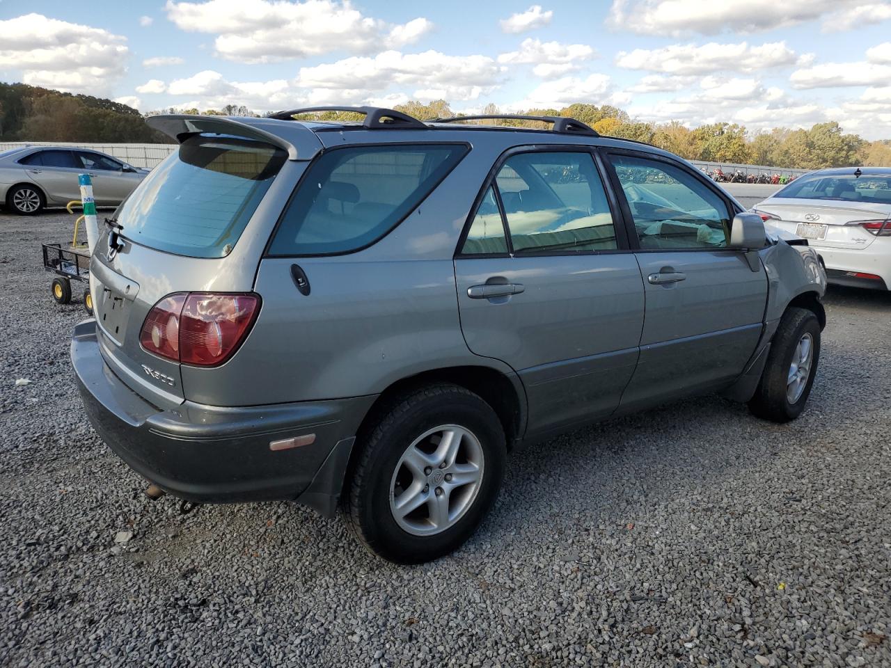 2000 Lexus RX VIN JT6HF10U6Y0110239 Copart auction photo, front end damage thumbnail 3