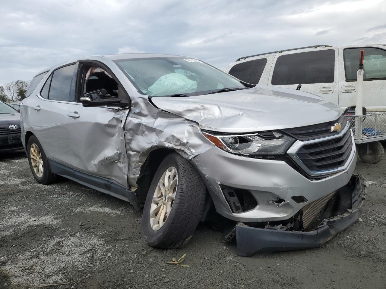 2019 Chevrolet Equinox VIN 3GNAXKEV8KS542580 Copart auction photo, side / undercarriage damage thumbnail 4