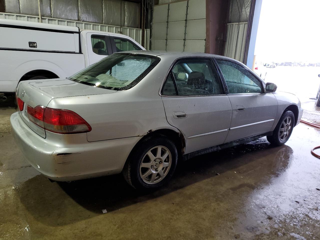 2002 Honda Accord VIN 1HGCG56772A145562 Copart auction photo, front end damage thumbnail 3