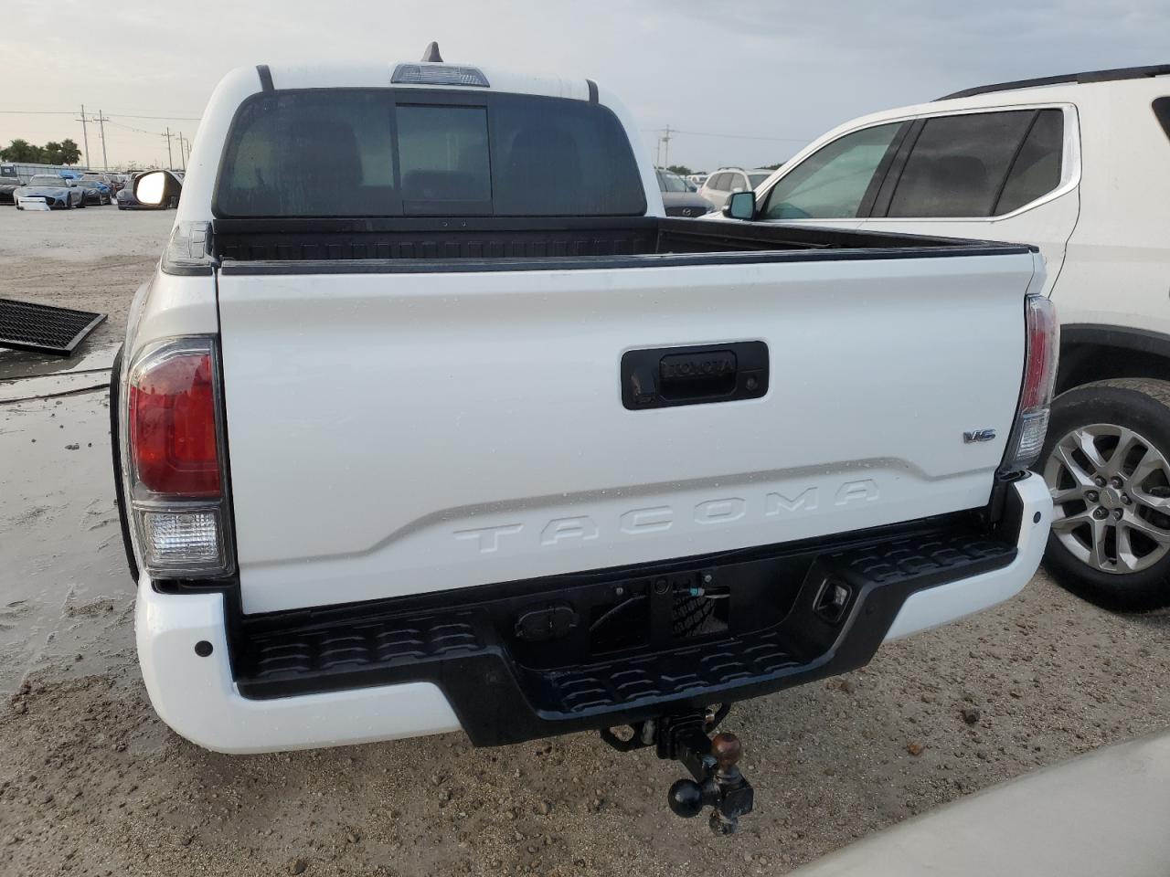 2021 Toyota Tacoma VIN 3TYCZ5AN4MT037005 Copart auction photo, water/flood damage thumbnail 6