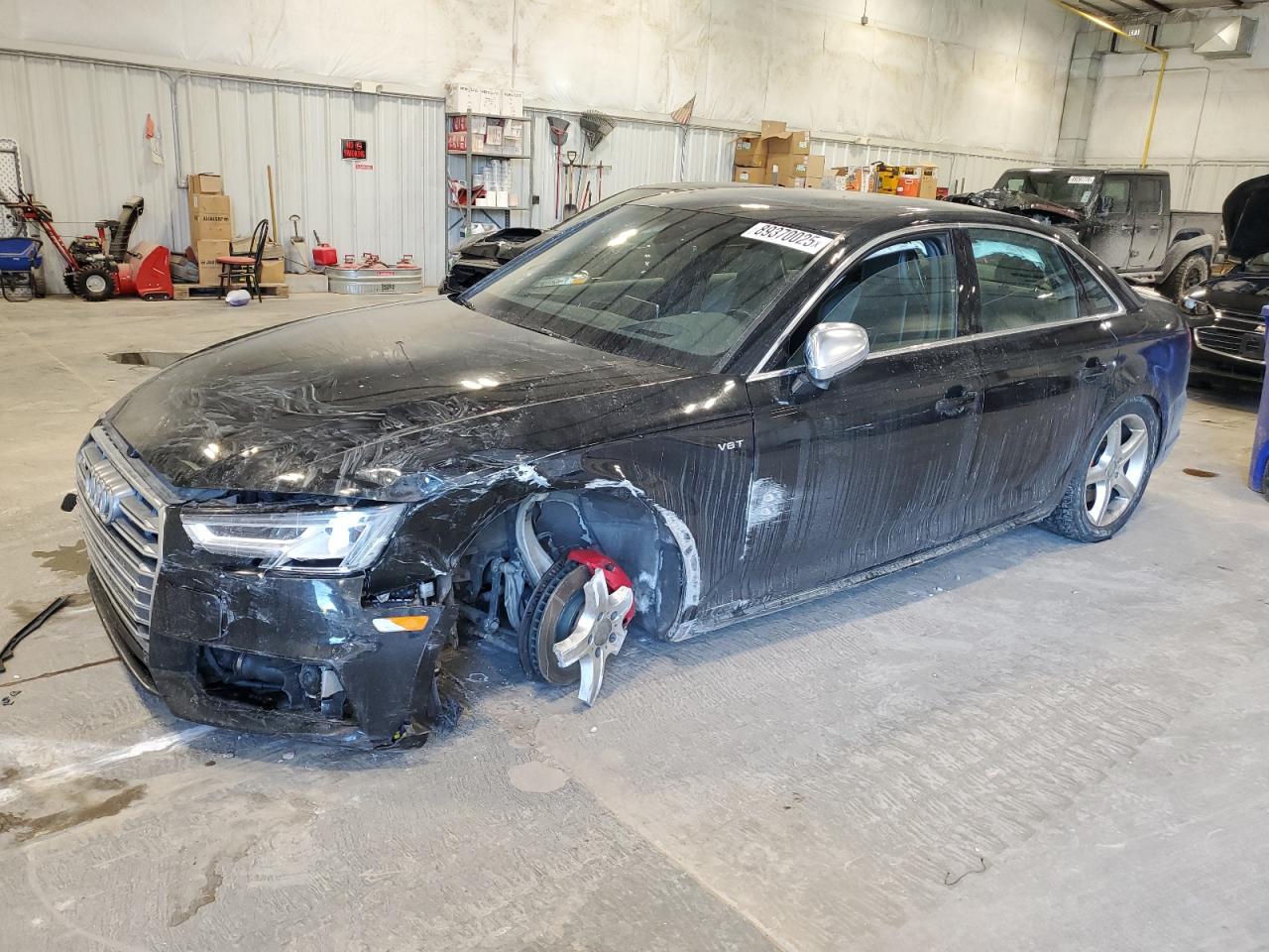 2018 Audi RS4 VIN WAUC4AF48JA094753