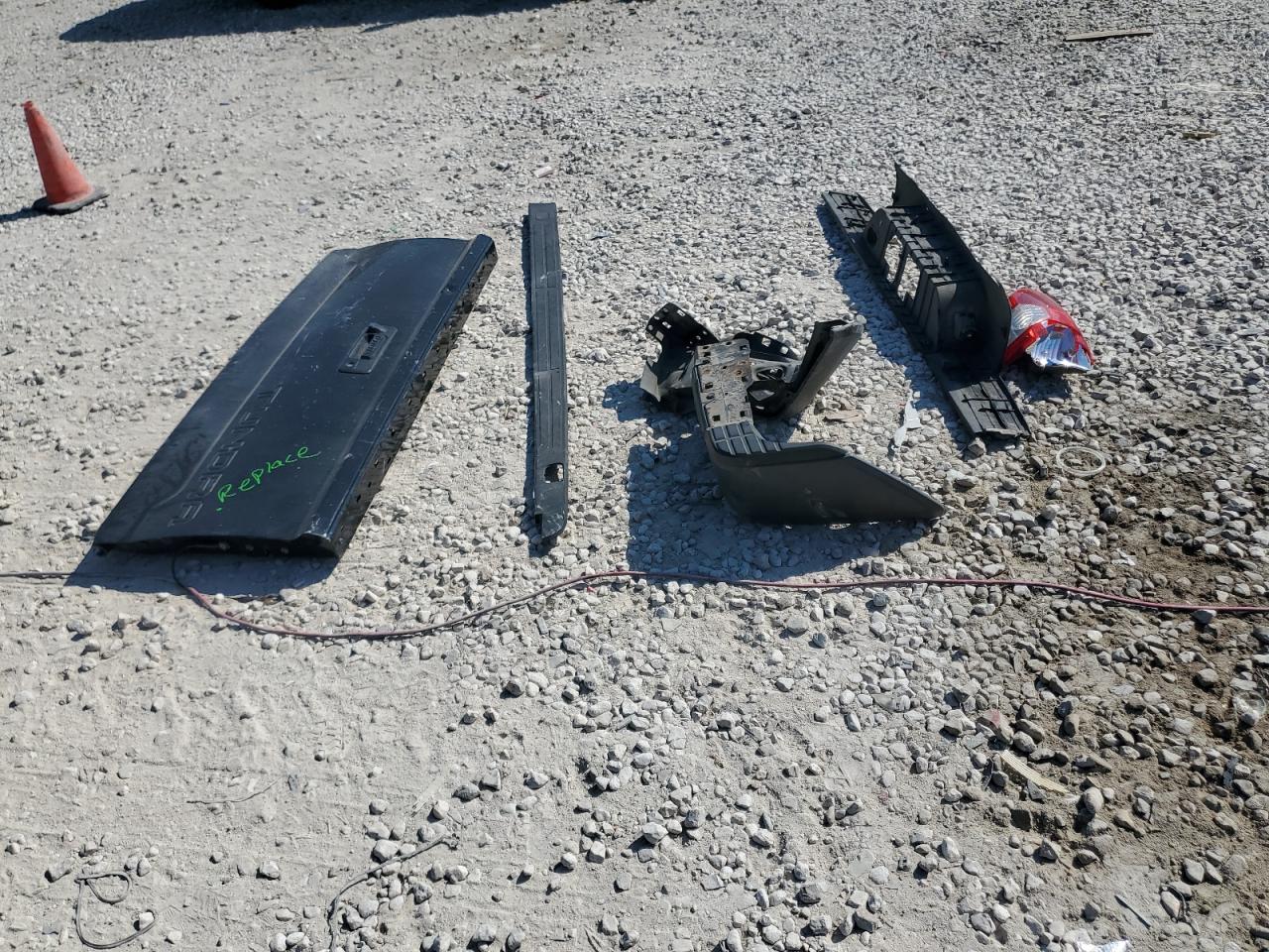 2019 Toyota Tundra VIN 5TFRM5F1XKX140110 Copart auction photo, rear end damage thumbnail 12