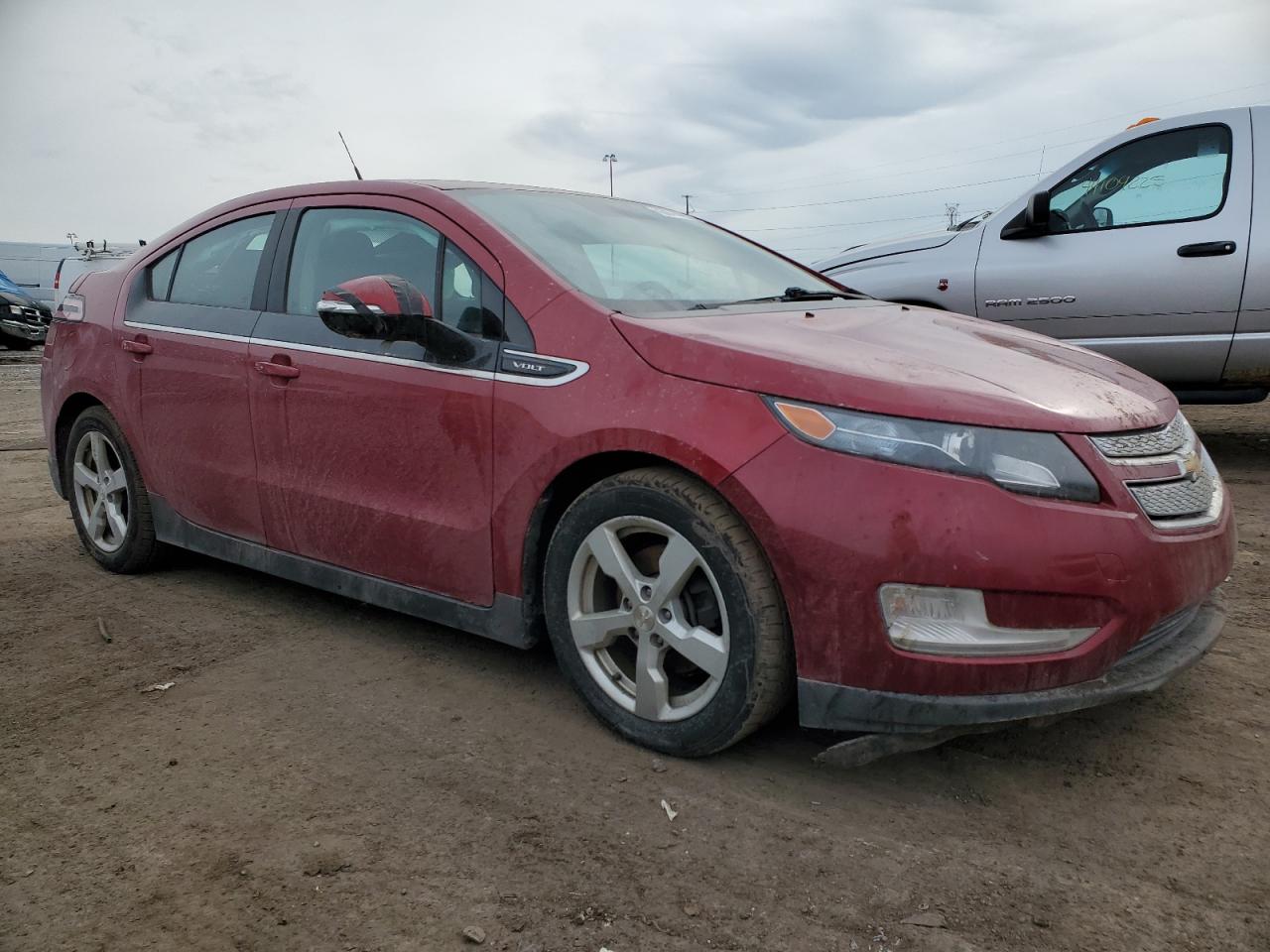 2013 Chevrolet Volt VIN 1G1RB6E4XDU143531 Copart auction photo, front end / side damage thumbnail 4