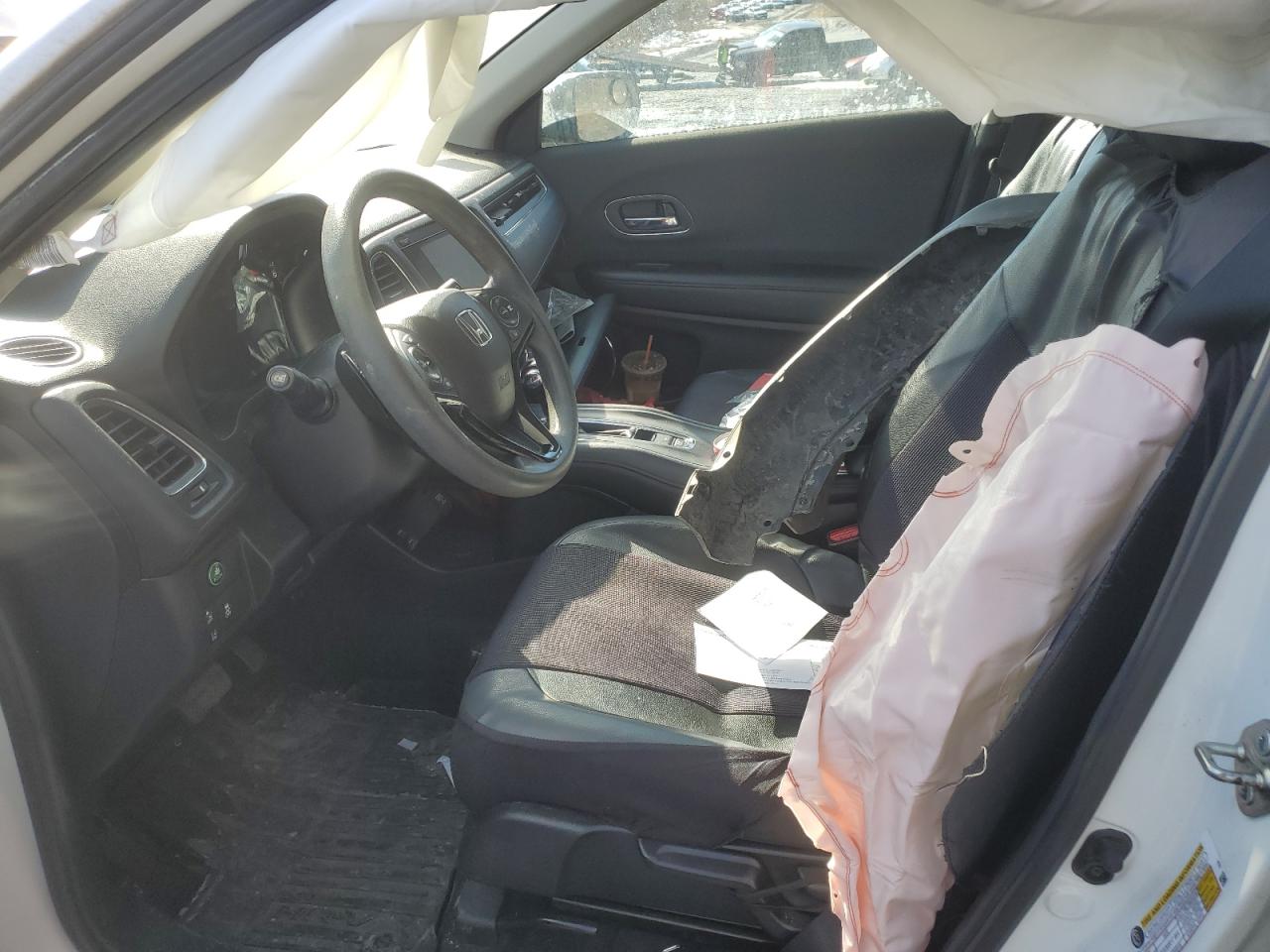 2019 Honda HR-V VIN 3CZRU6H57KM731310 Copart auction photo, front end / minor dent/scratches damage thumbnail 7