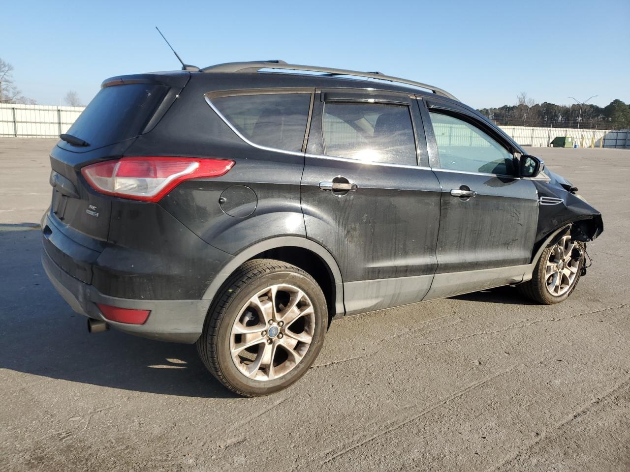 2013 Ford Escape VIN 1FMCU9G95DUC09416 Copart auction photo, front end / undercarriage damage thumbnail 3