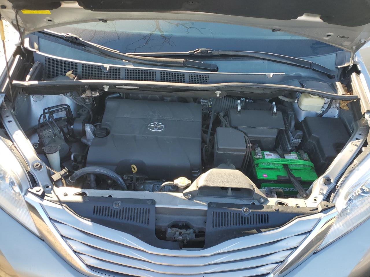 2015 Toyota Sienna VIN 5TDKK3DC3FS577104 Copart auction photo, rear end damage thumbnail 12