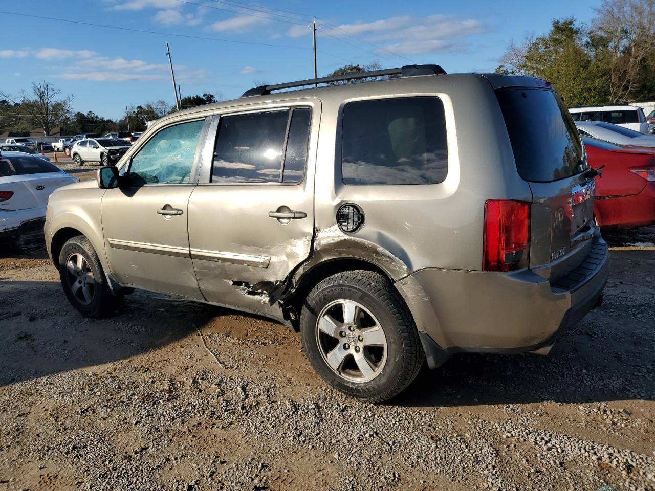 2011 Honda Pilot VIN 5FNYF3H52BB043388 Copart auction photo, all over damage thumbnail 2