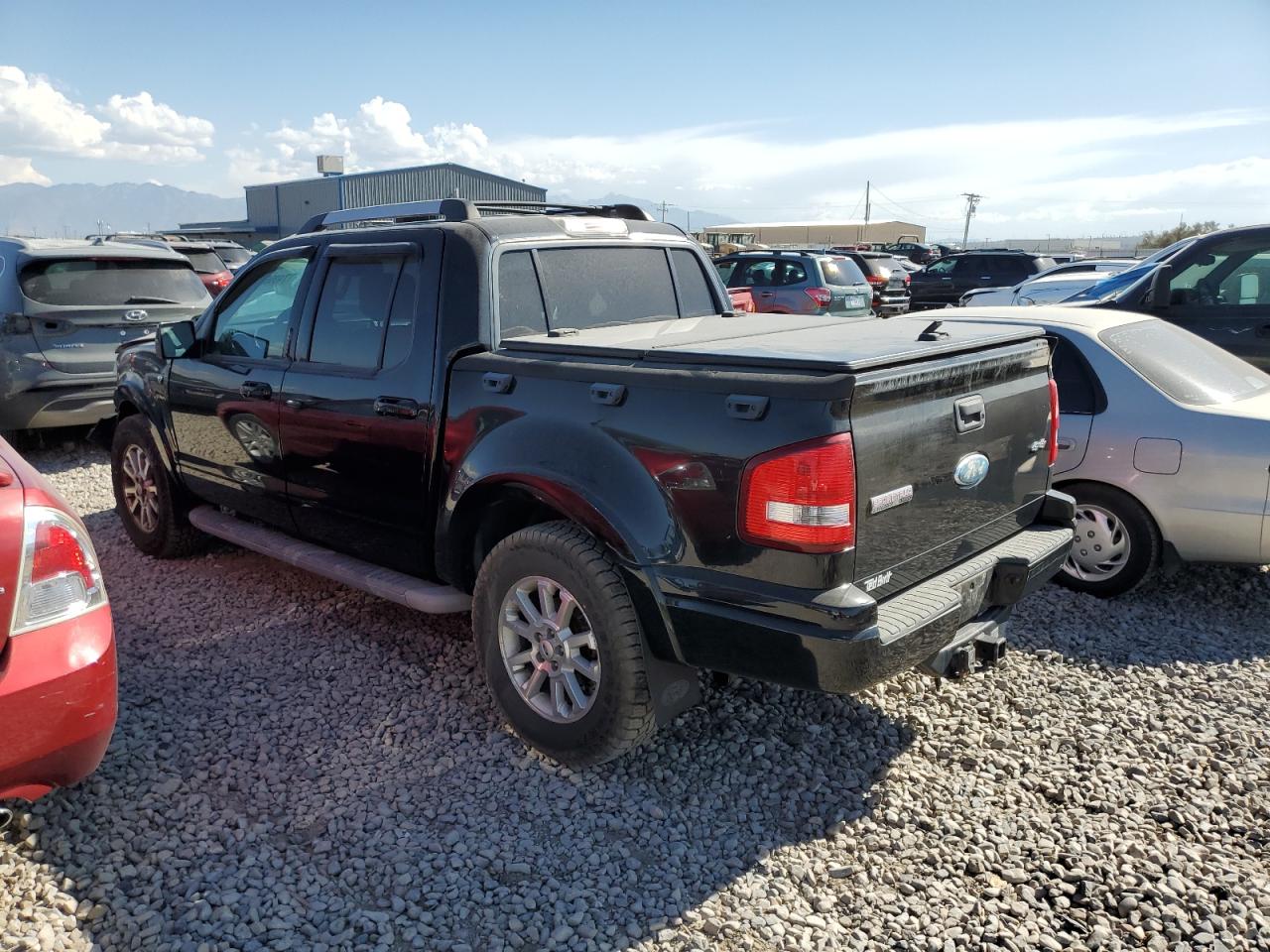2007 Ford Explorer VIN 1FMEU53807UA26069 Copart auction photo, front end damage thumbnail 2