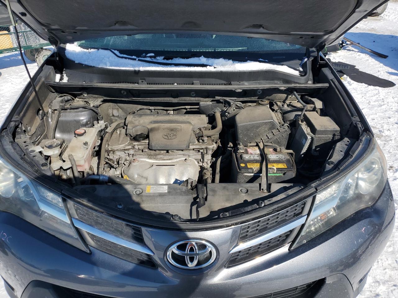 2015 Toyota RAV 4 VIN JTMDFREV0FD159904 Copart auction photo, rear end / minor dent/scratches damage thumbnail 13