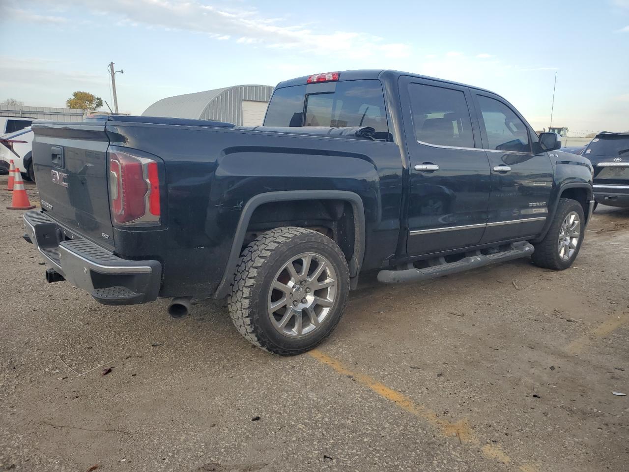 2018 GMC Sierra VIN 3GTU2NEC3JG260286 Copart auction photo, water/flood damage thumbnail 3
