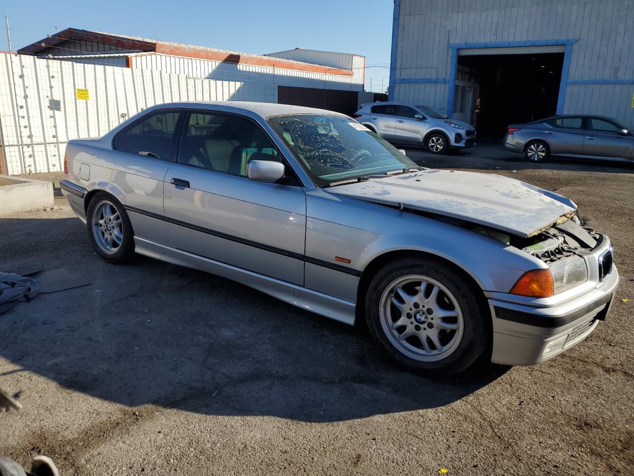 1997 BMW 3er VIN WBABG1329VET03924 Copart auction photo, front end damage thumbnail 4