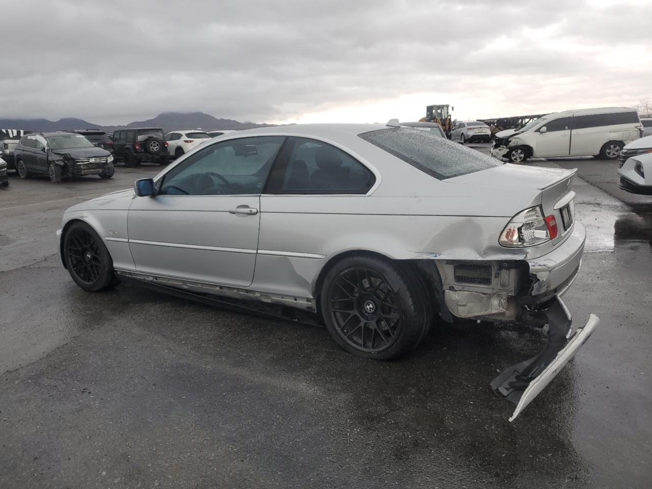 2004 BMW 3er VIN WBABD53454PL13225 Copart auction photo, all over damage thumbnail 2