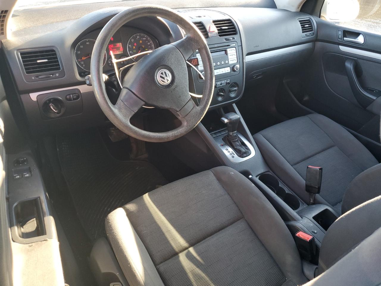 2009 Volkswagen Golf VIN WVWBB71KX9W002800 Copart auction photo, rear end damage thumbnail 8