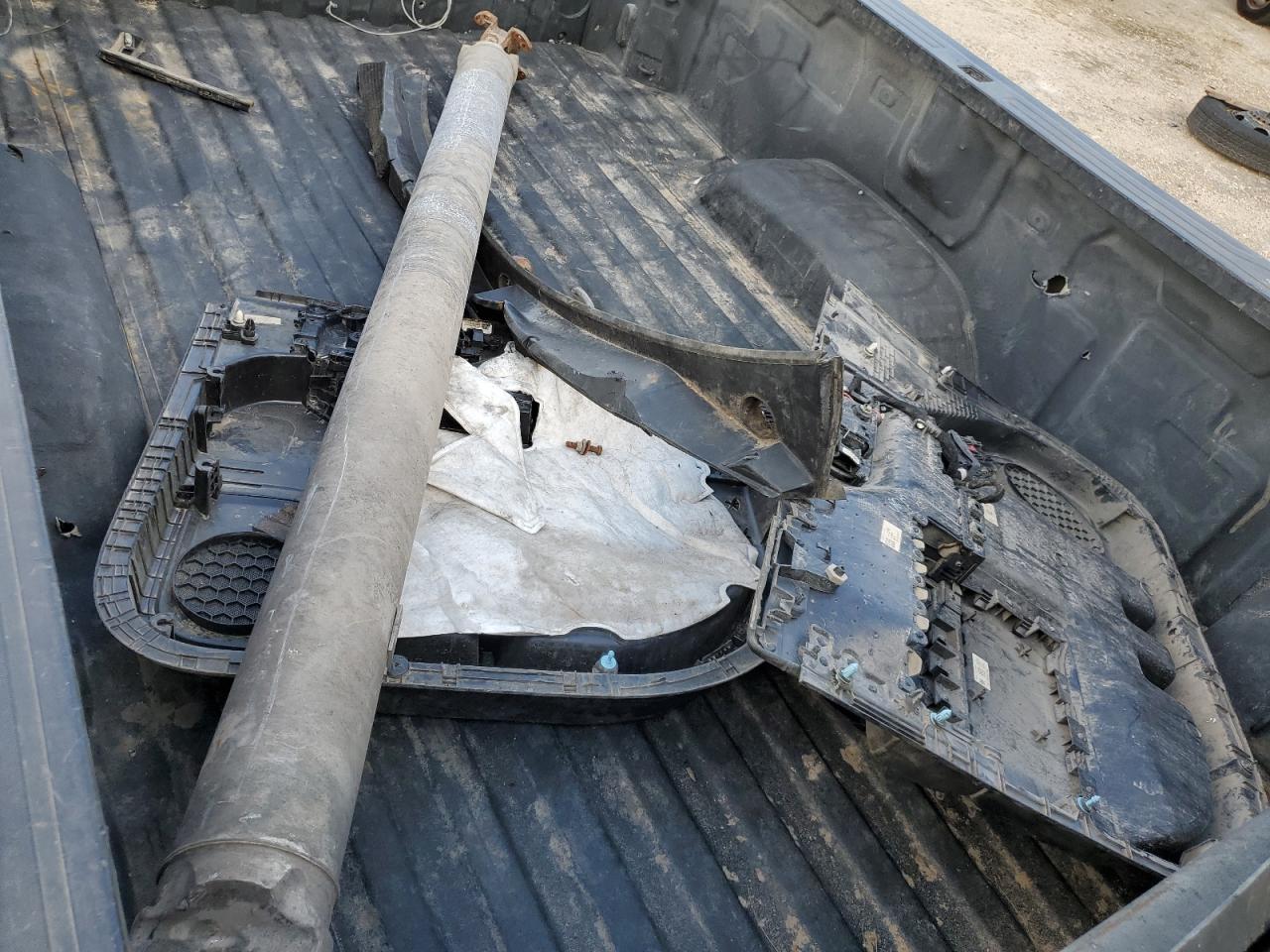 2022 GMC Sierra VIN 1GT49WEY1NF103134 Copart auction photo, vandalism damage thumbnail 13