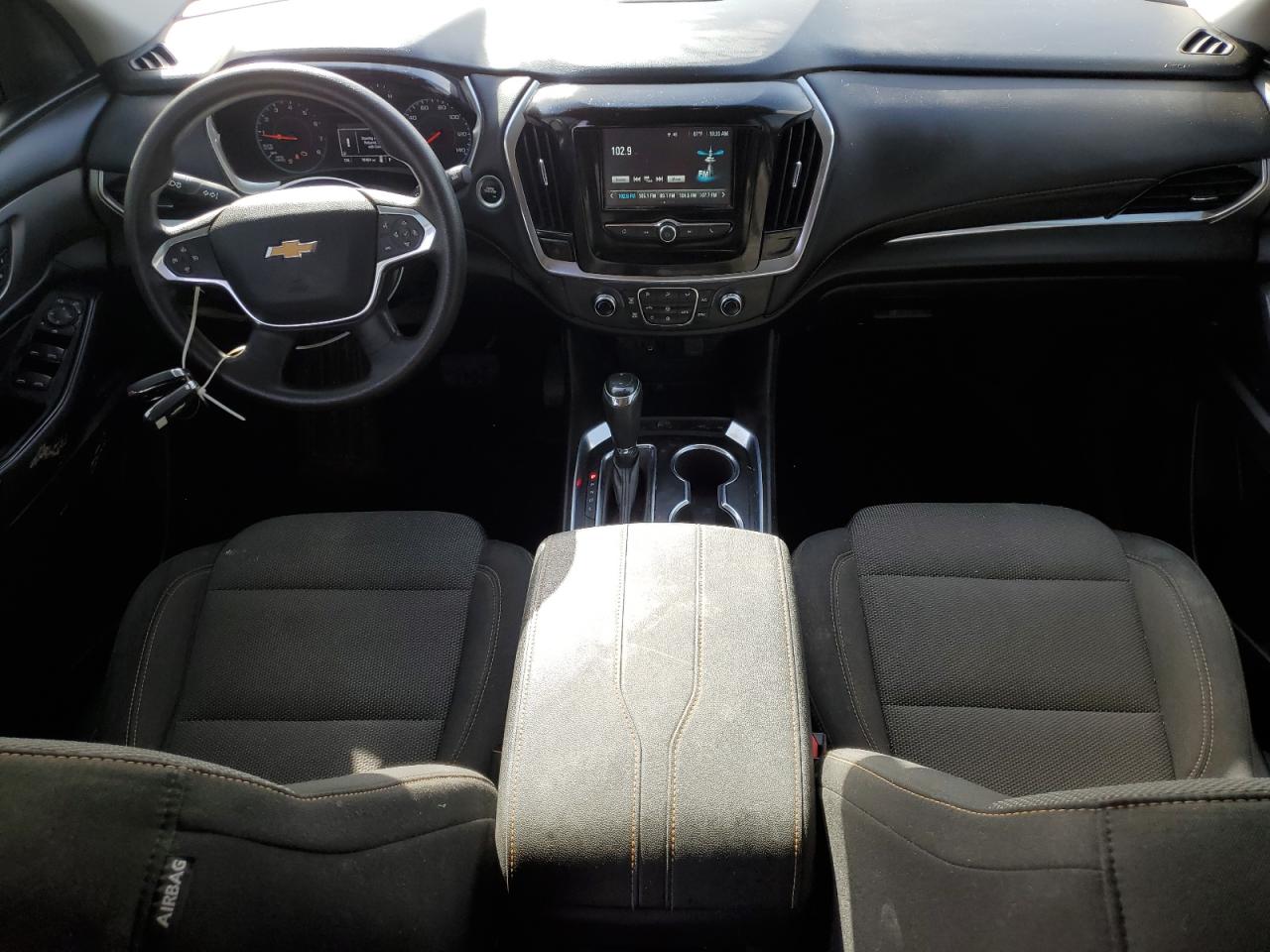 2019 Chevrolet Traverse VIN 1GNERFKW7KJ189363 Copart auction photo, front end / minor dent/scratches damage thumbnail 8