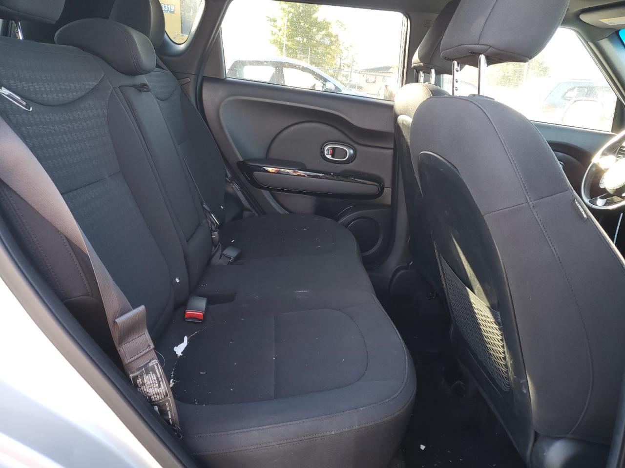 2015 KIA Soul VIN KNDJX3A58F7770183 Copart auction photo, vandalism damage thumbnail 10
