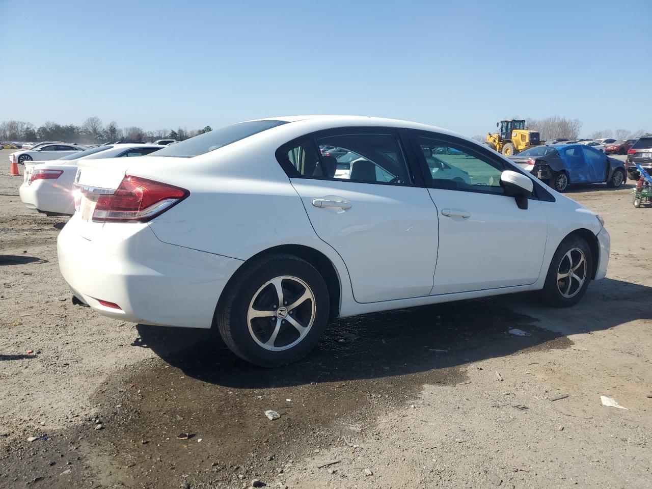 2015 Honda Civic VIN 19XFB2F73FE292909 Copart auction photo, side / front end damage thumbnail 3
