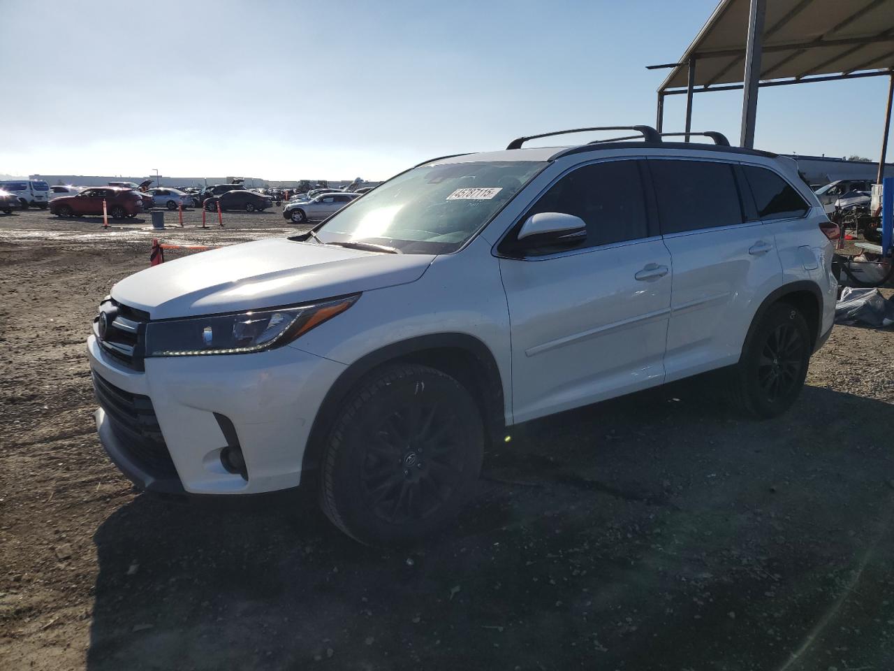 2019 Toyota Highlander VIN 5TDKZRFH4KS566730