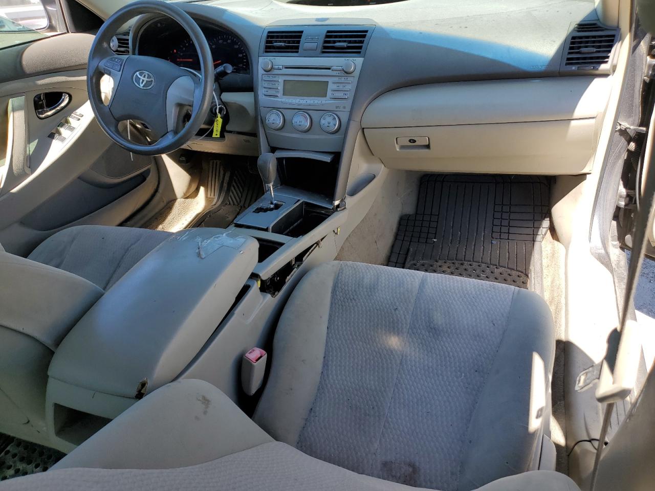 2011 Toyota Camry VIN 4T1BF3EK1BU588680 Copart auction photo, minor dent/scratches damage thumbnail 8