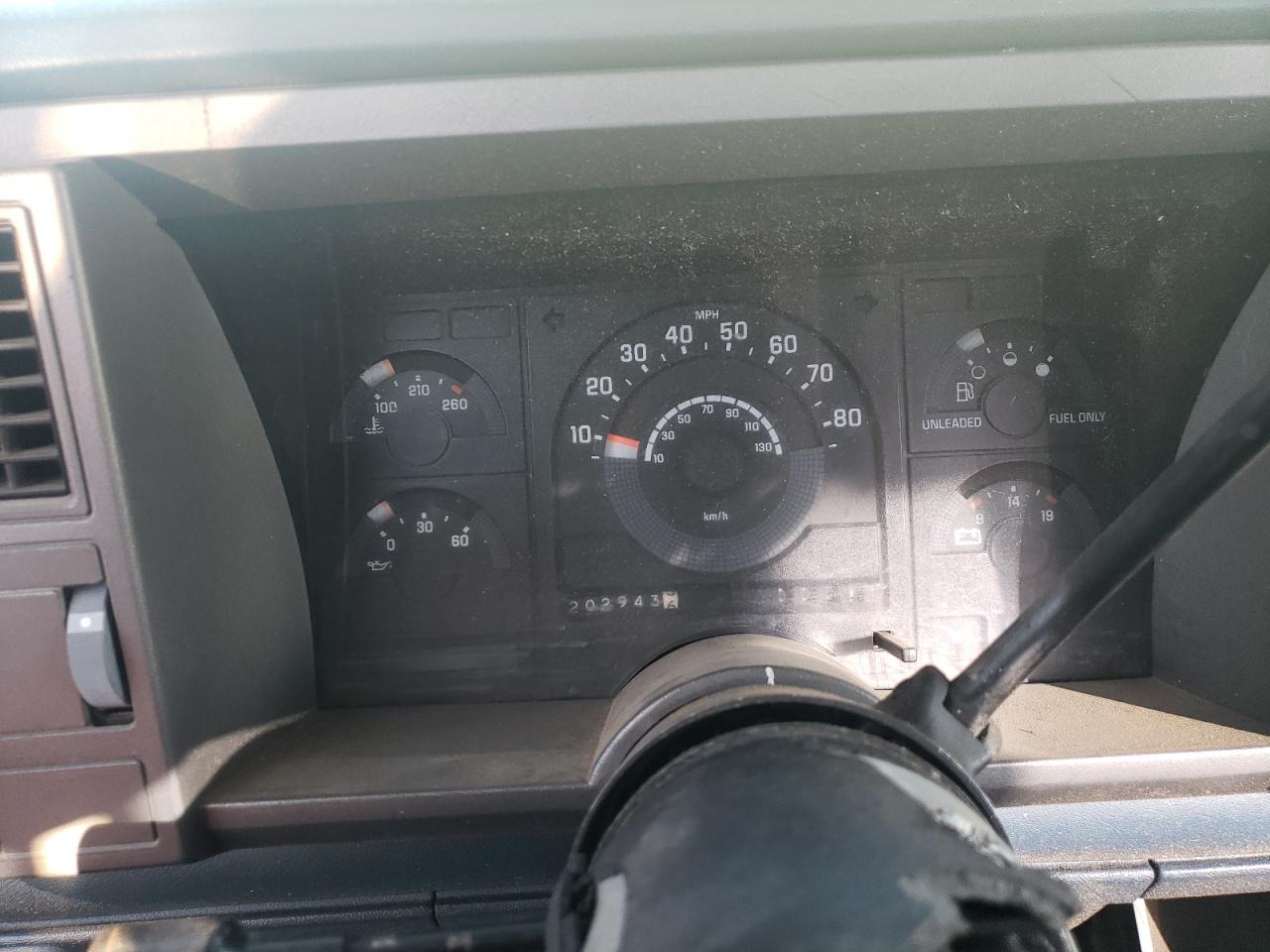 1989 GMC Sierra VIN 1GTDC14K3KE524498 Copart auction photo, side / mechanical damage thumbnail 9