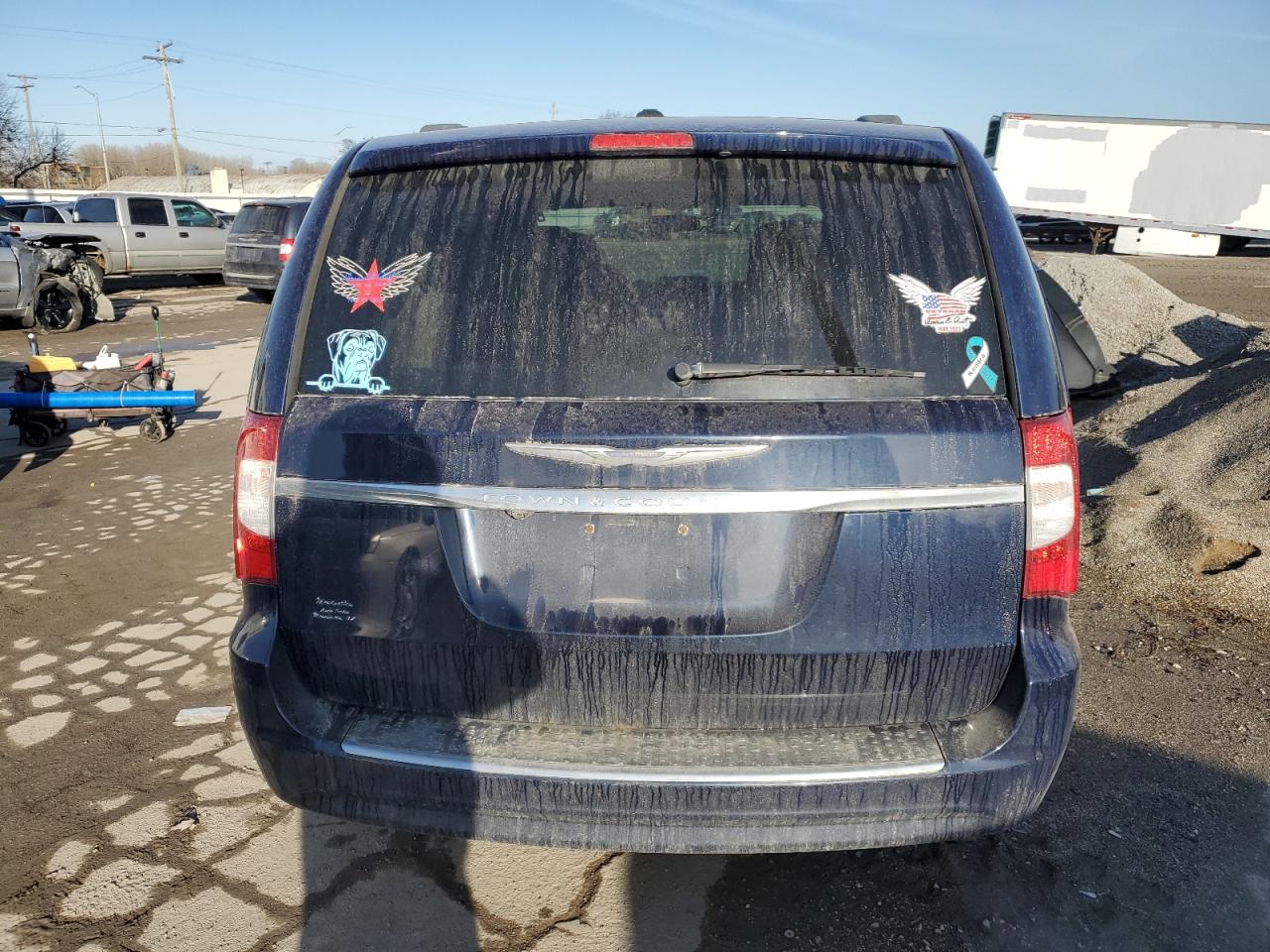2012 Chrysler Town & Country VIN 2C4RC1BG1CR411285 Copart auction photo, front end damage thumbnail 6