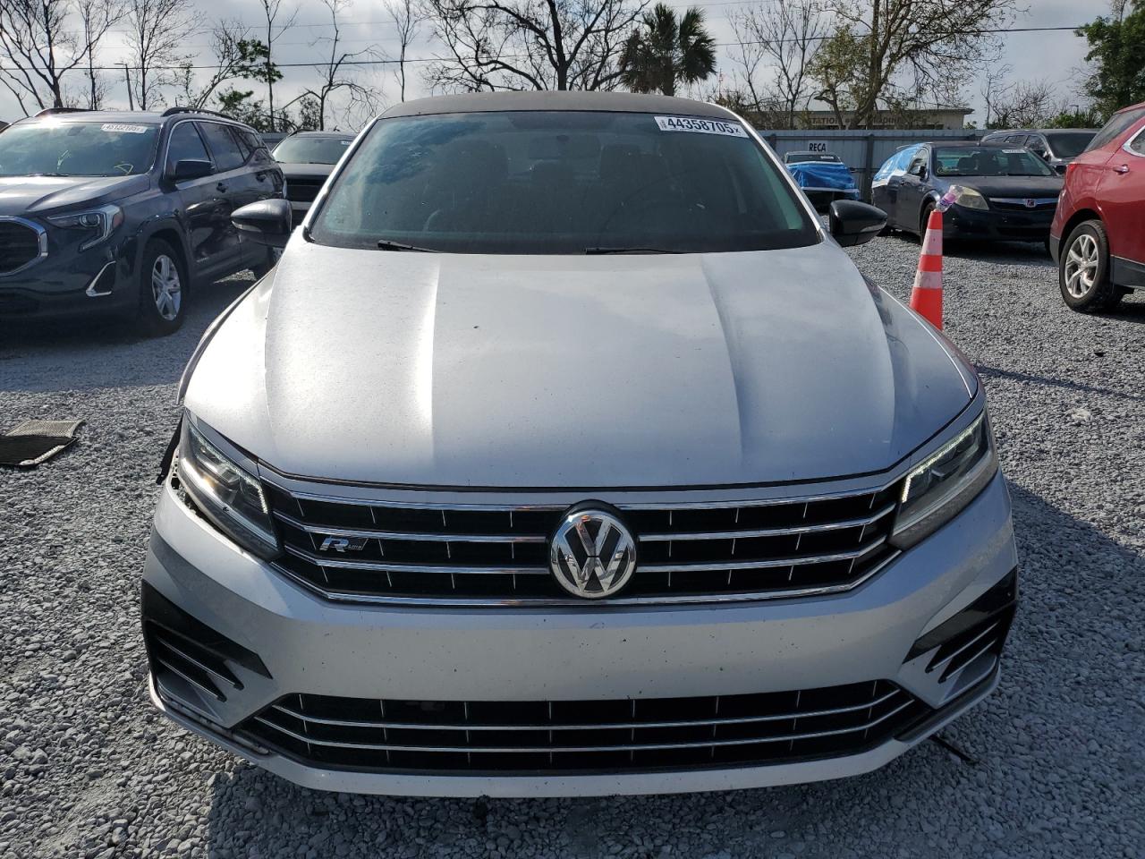 2018 Volkswagen Passat VIN 1VWAA7A34JC045538 Copart auction photo, front end / side damage thumbnail 5