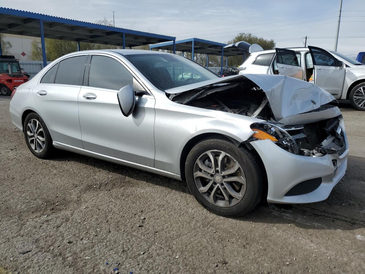 2016 Mercedes-Benz C-klasse VIN 55SWF4JB8GU124656 Copart auction photo, front end damage thumbnail 4