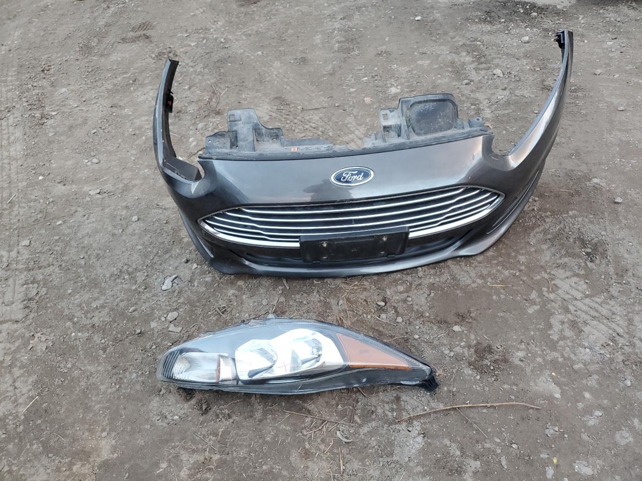 2017 Ford Fiesta VIN 3FADP4BJ7HM101853 Copart auction photo, front end / side damage thumbnail 12