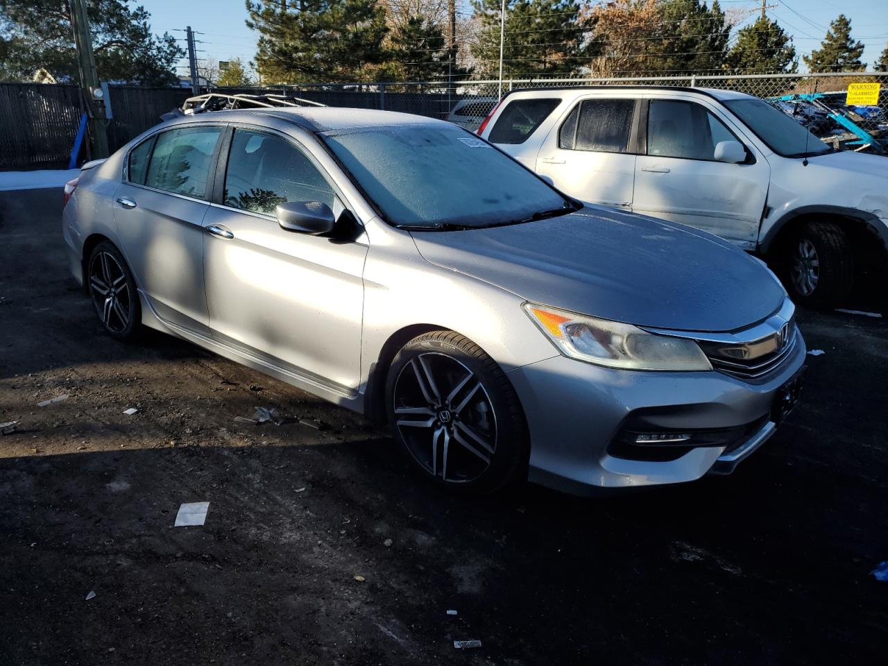 2016 Honda Accord VIN 1HGCR2F61GA140672 Copart auction photo, side damage thumbnail 4