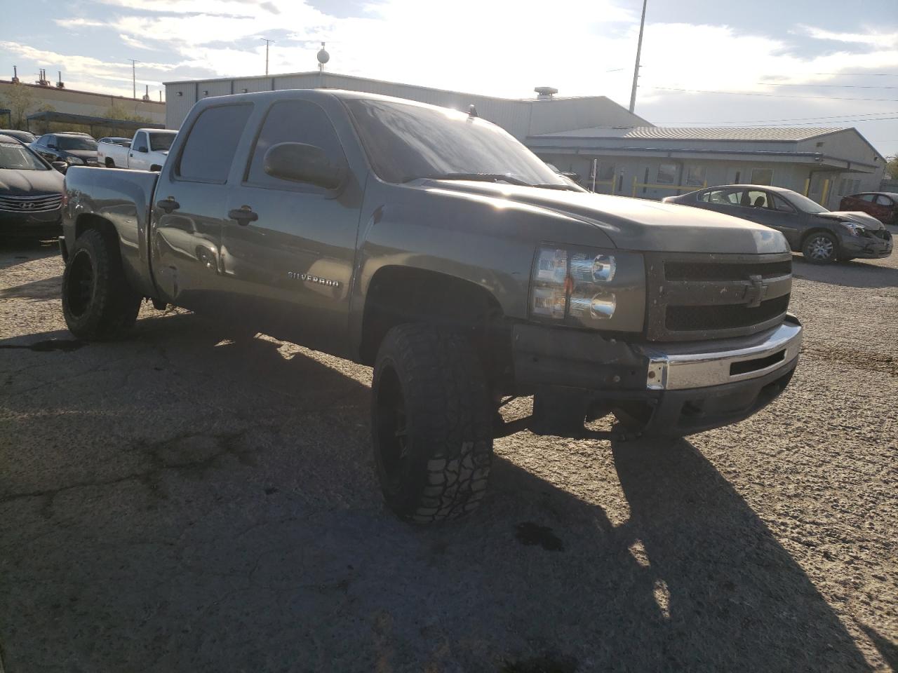 2011 Chevrolet Silverado VIN 3GCPKREA0BG184532 Copart auction photo, rear end damage thumbnail 4