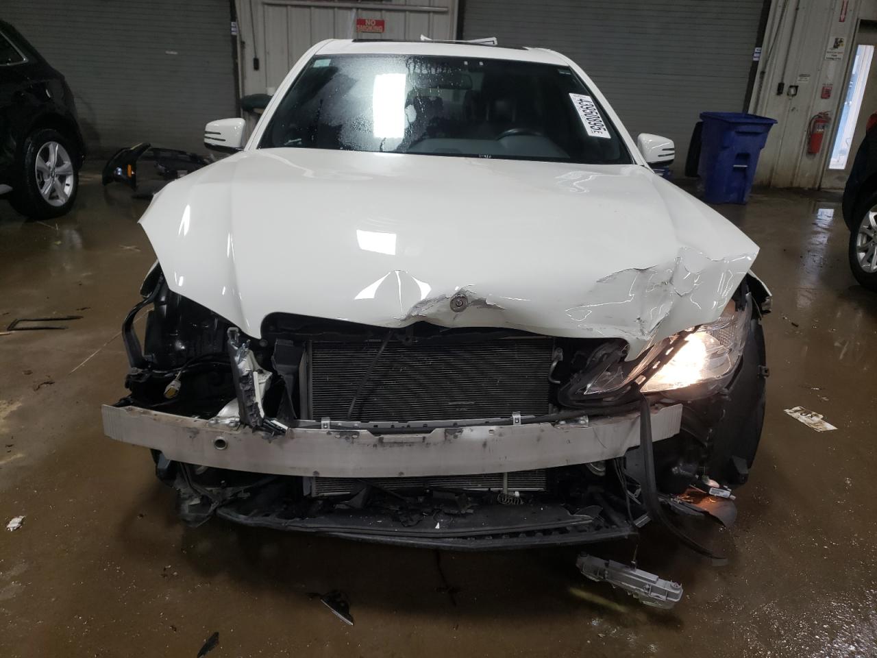 2012 Mercedes-Benz E-klasse VIN WDDHF8JB5CA658479 Copart auction photo, front end damage thumbnail 5