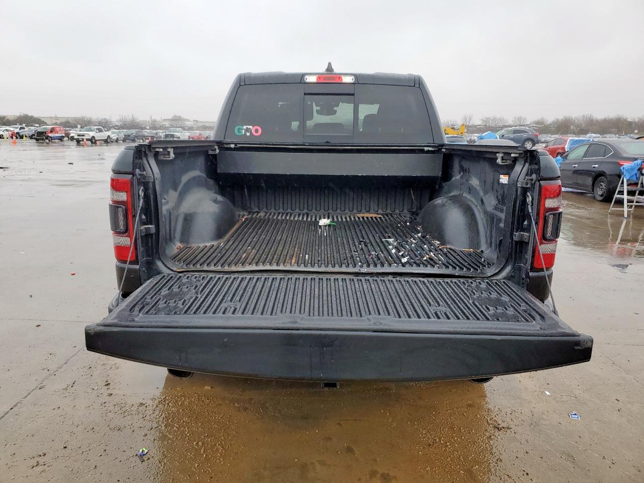2020 RAM 1500 VIN 1C6SRFLT1LN168719 Copart auction photo, front end / side damage thumbnail 6