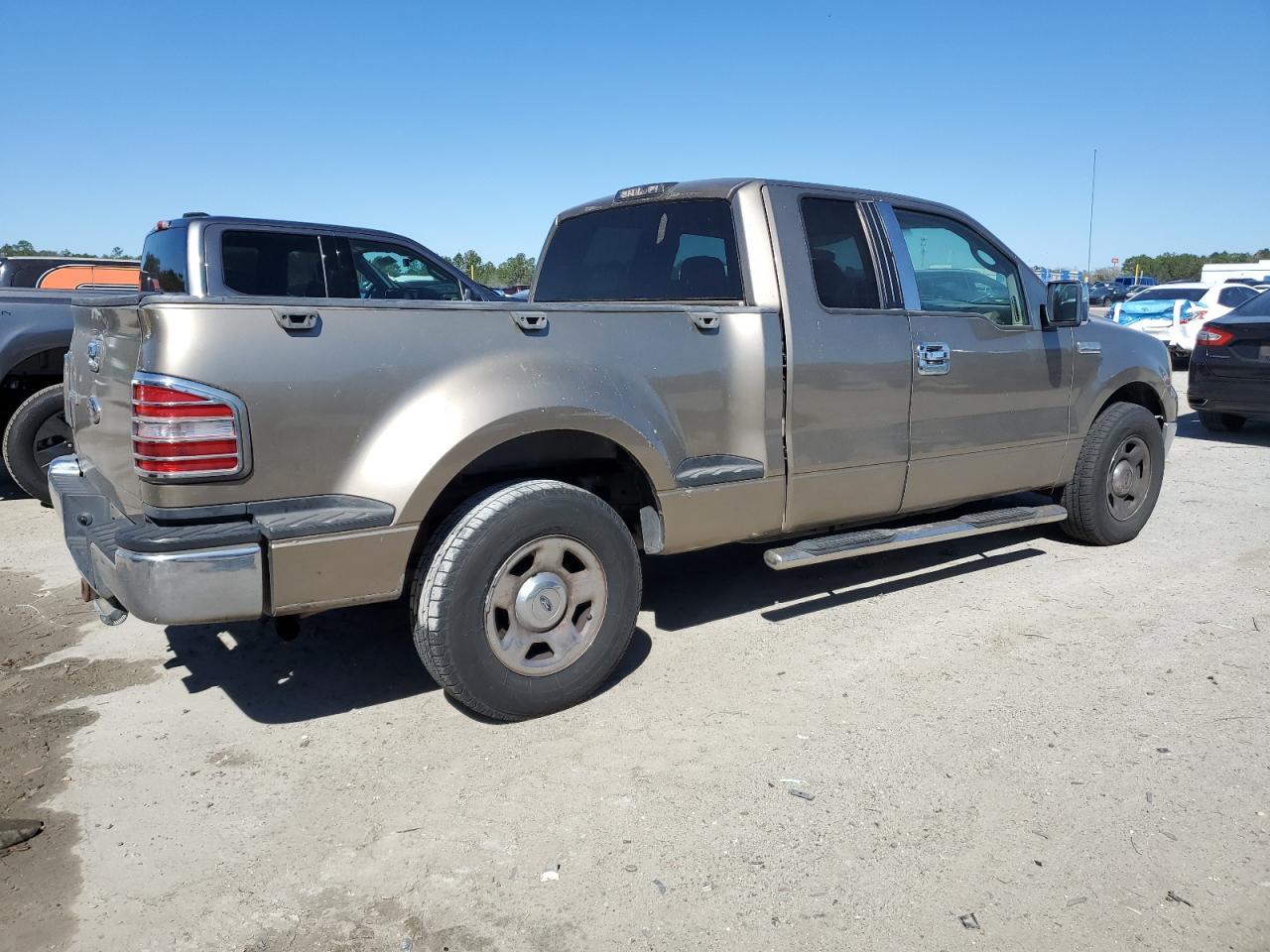 2006 Ford F-150 VIN 1FTPX02566KB72517 Copart auction photo, rear end damage thumbnail 3