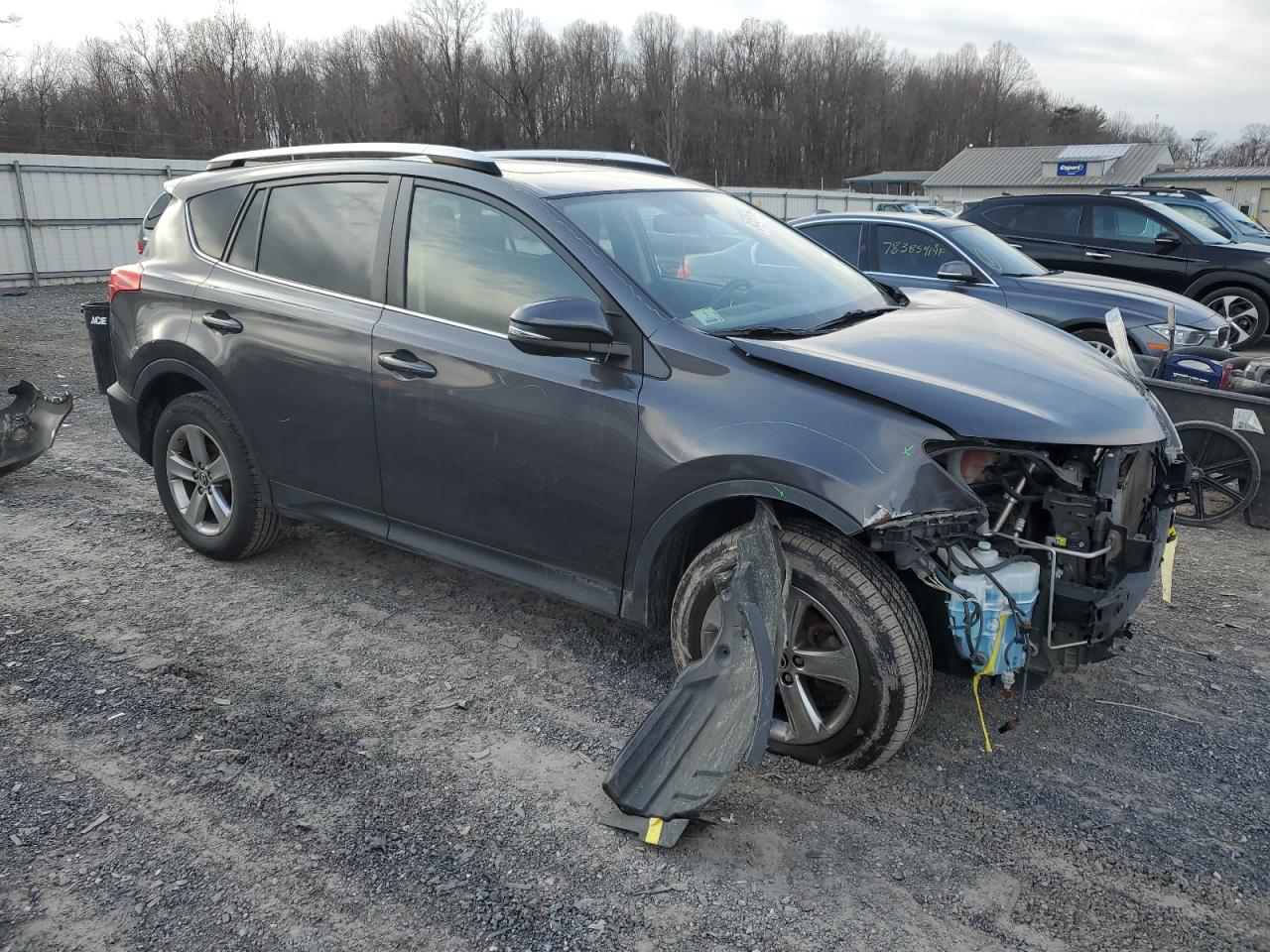 2015 Toyota RAV 4 VIN JTMRFREV8FJ020174 Copart auction photo, front end damage thumbnail 4