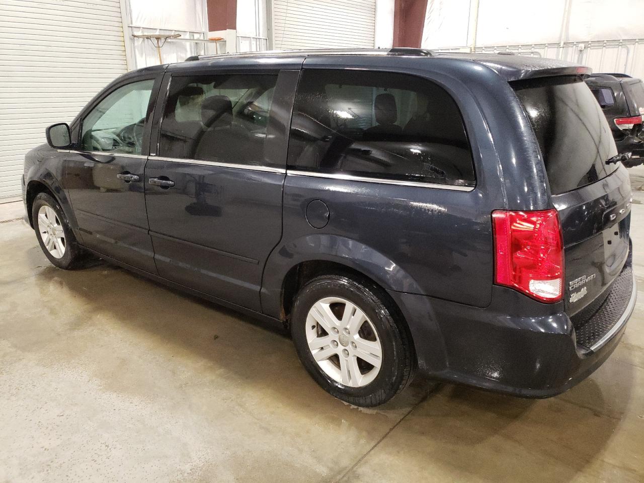 2013 Dodge Caravan VIN 2C4RDGDG2DR751401 Copart auction photo, front end / side damage thumbnail 2