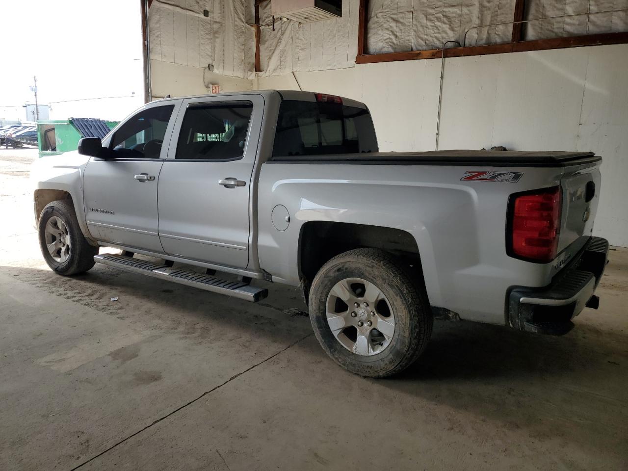 2016 Chevrolet Silverado VIN 3GCUKREC4GG376385 Copart auction photo, front end damage thumbnail 2