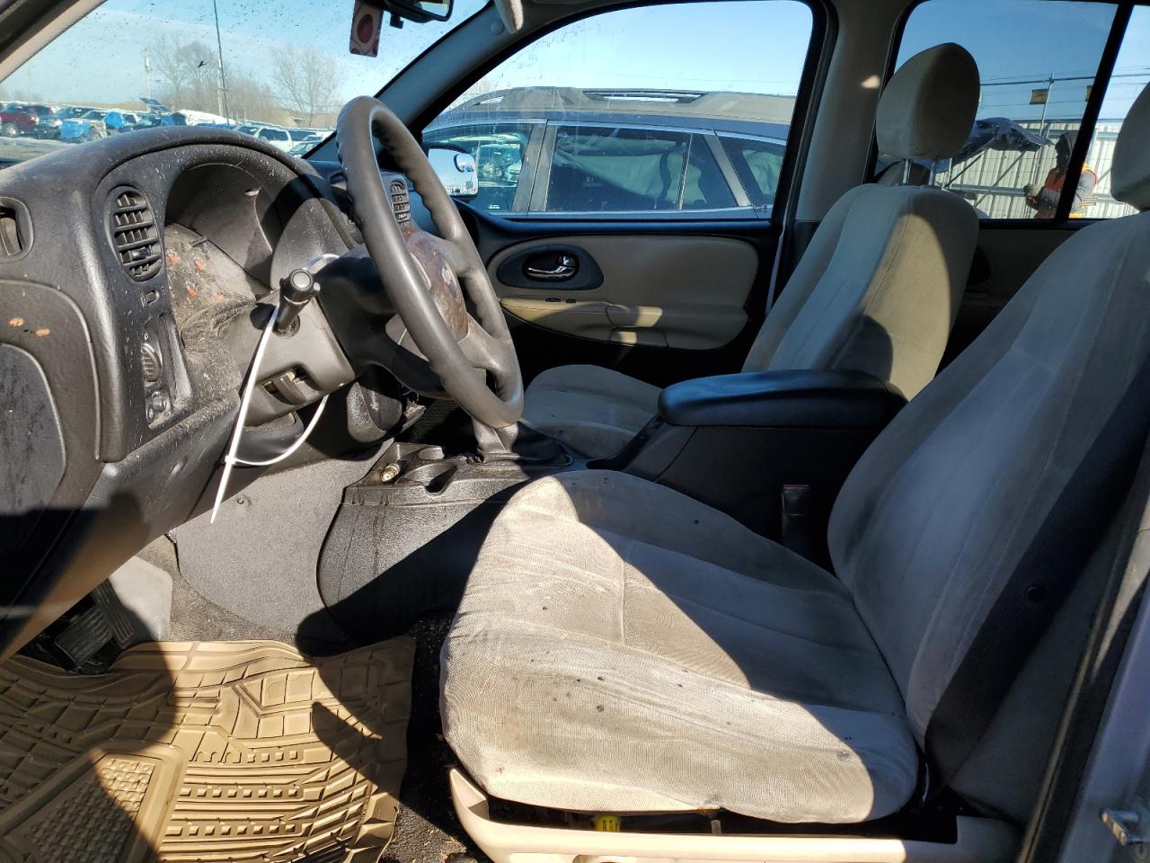2005 Chevrolet TrailBlazer VIN 1GNDT13S052175296 Copart auction photo, rear end / front end damage thumbnail 7