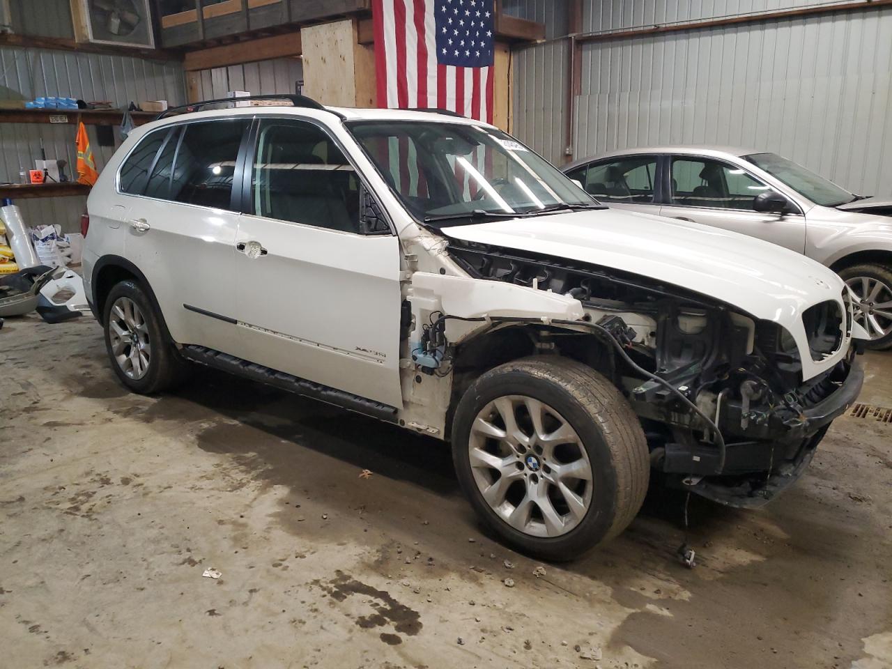 2013 BMW X5 VIN 5UXZV4C50D0G53975 Copart auction photo, front end / side damage thumbnail 4