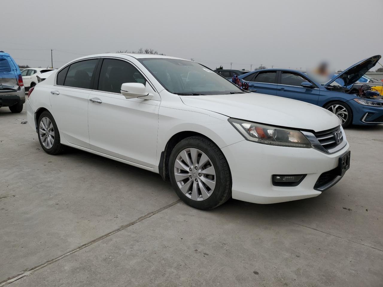 2015 Honda Accord VIN 1HGCR2F85FA043667 Copart auction photo, rear end damage thumbnail 4