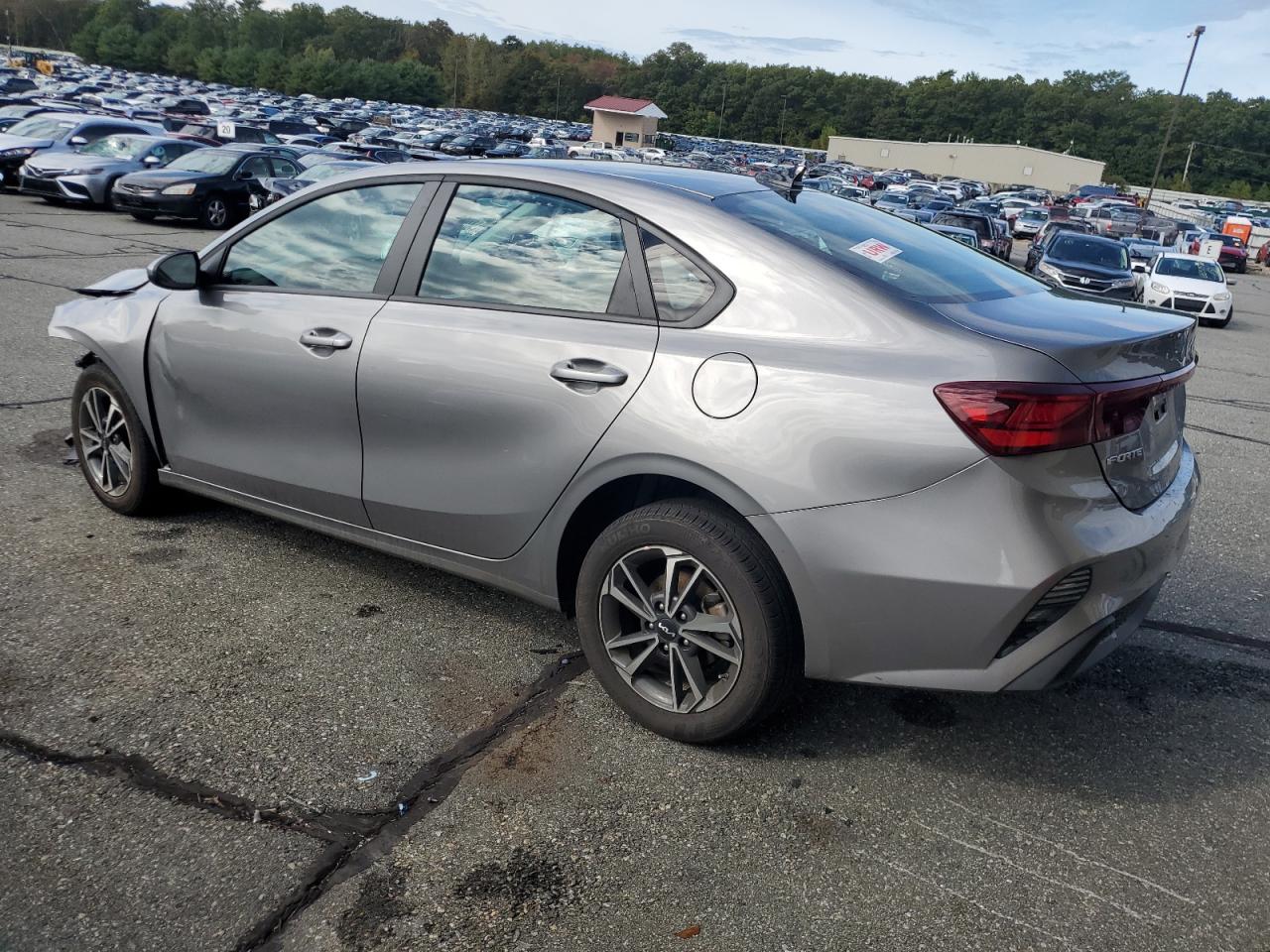 2024 KIA Forte VIN 3KPF24AD5RE748938 Copart auction photo, front end damage thumbnail 2