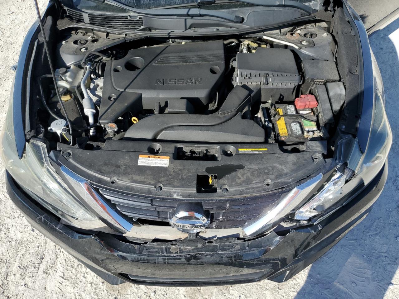 2017 Nissan Altima VIN 1N4AL3AP2HC273403 Copart auction photo, front end / side damage thumbnail 11