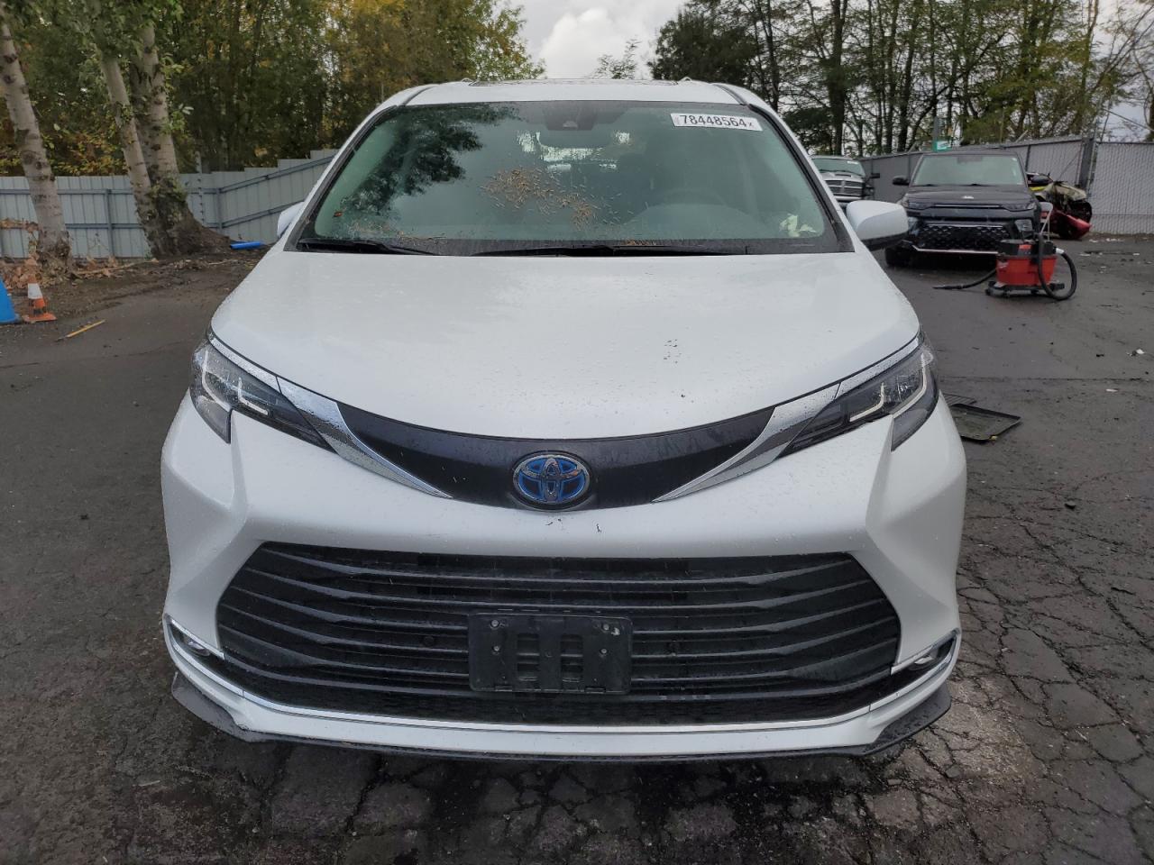 2022 Toyota Sienna VIN 5TDJRKEC6NS125999 Copart auction photo, rear end damage thumbnail 5