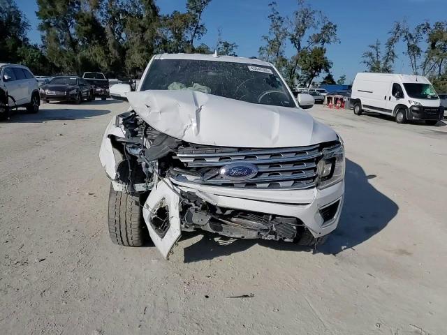 2019 Ford Expedition VIN 1FMJU1KT8KEA38308 Copart auction photo, front end / minor dent/scratches damage thumbnail 12