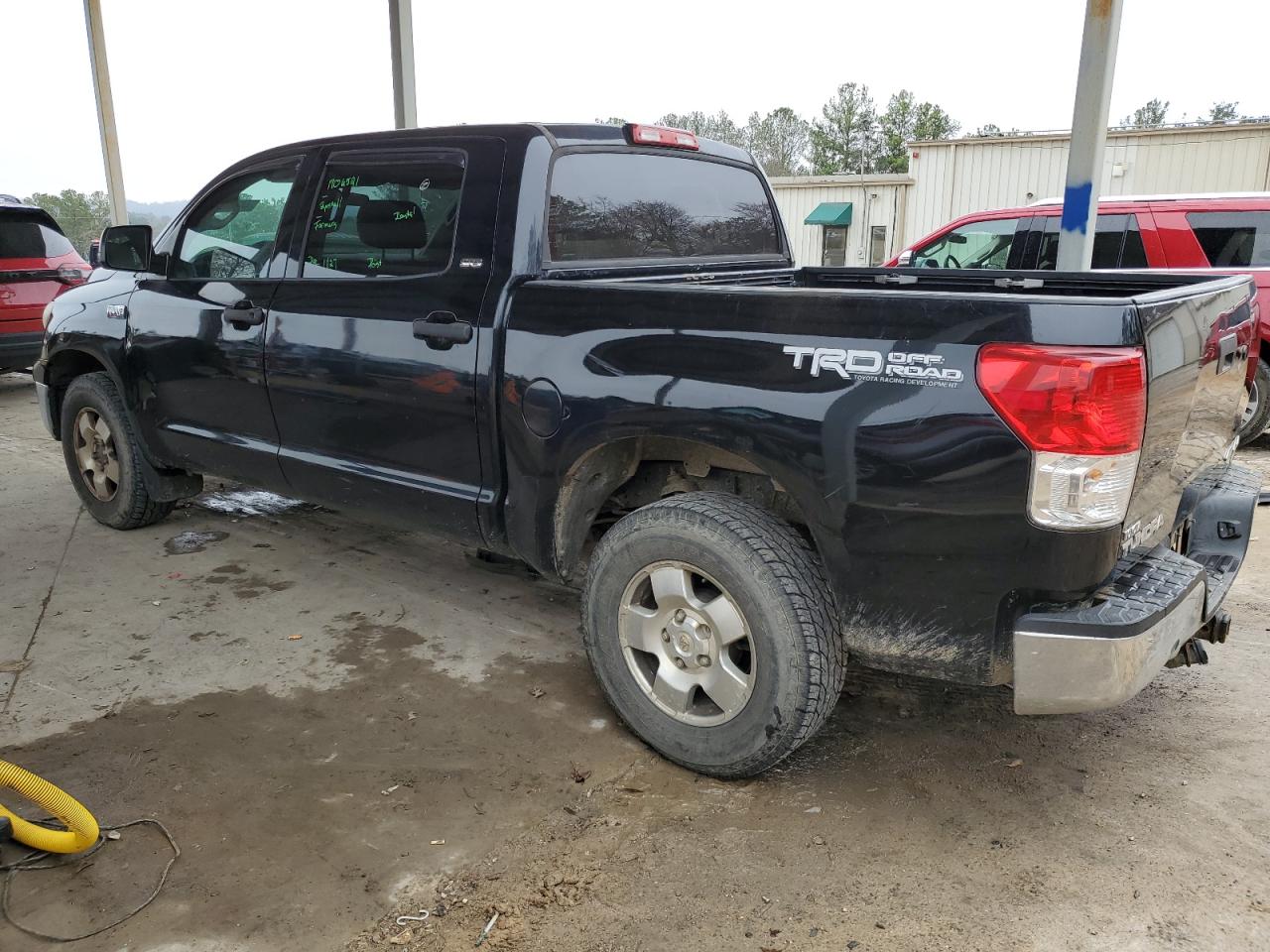 2011 Toyota Tundra VIN 5TFDW5F16BX181564 Copart auction photo, rear end / front end damage thumbnail 2