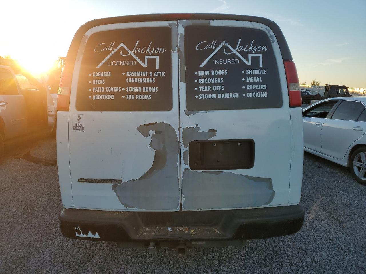 2008 Chevrolet Express VIN 1GCGG25C681128984 Copart auction photo, hail / minor dent/scratches damage thumbnail 6
