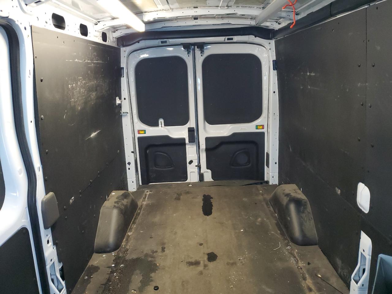 2022 Ford Transit VIN 1FTBR1C82NKA17027 Copart auction photo, side damage thumbnail 10