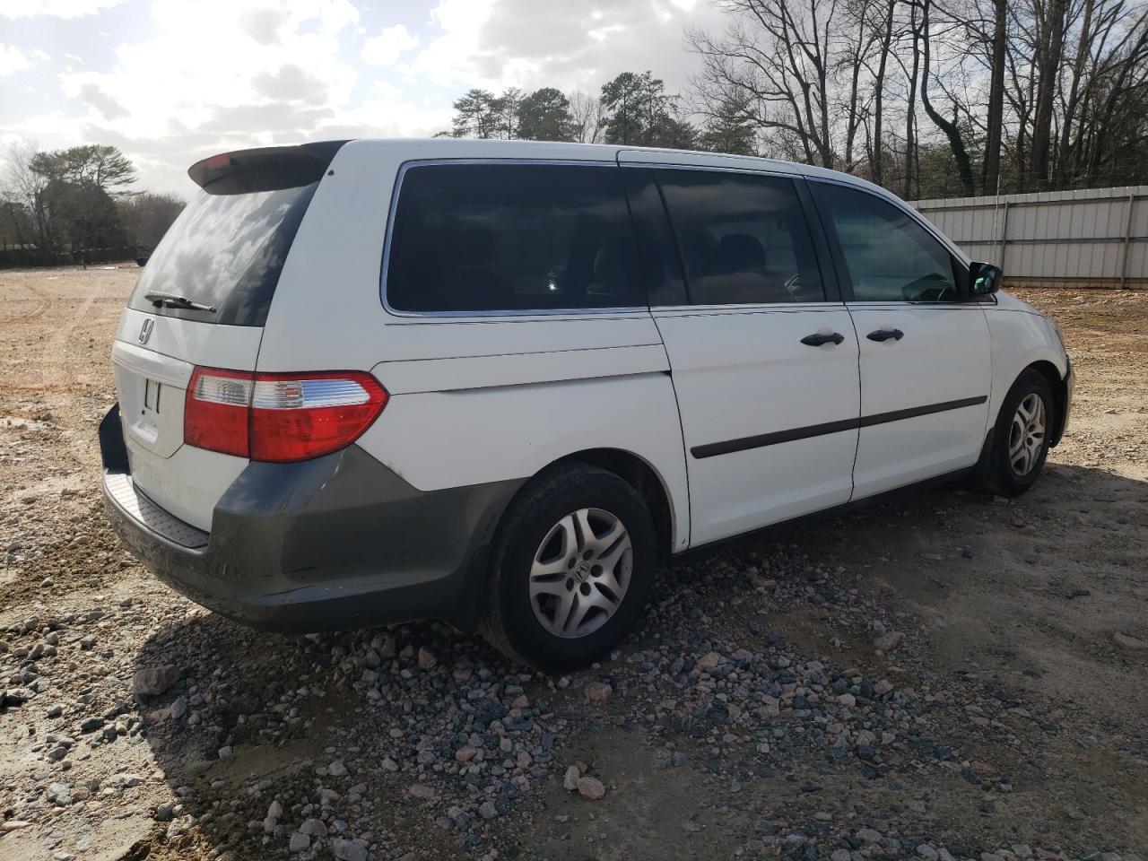 2006 Honda Odyssey VIN 5FNRL38226B057820 Copart auction photo, rear end / front end damage thumbnail 3