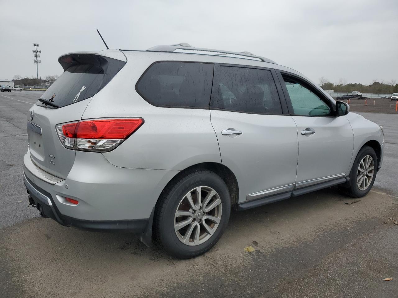 2014 Nissan Pathfinder VIN 5N1AR2MM0EC722976 Copart auction photo, minor dent/scratches damage thumbnail 3